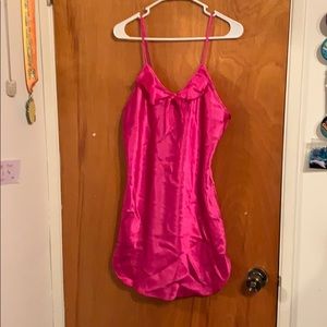 Hot pink nighty!